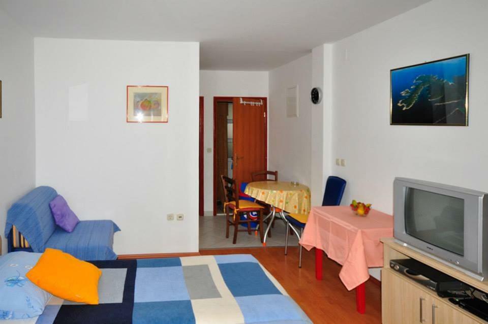 Apartments Franic Ploce  Εξωτερικό φωτογραφία