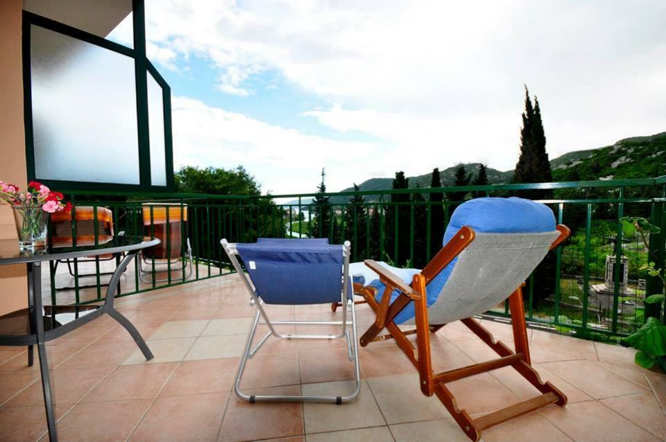 Apartments Franic Ploce  Εξωτερικό φωτογραφία
